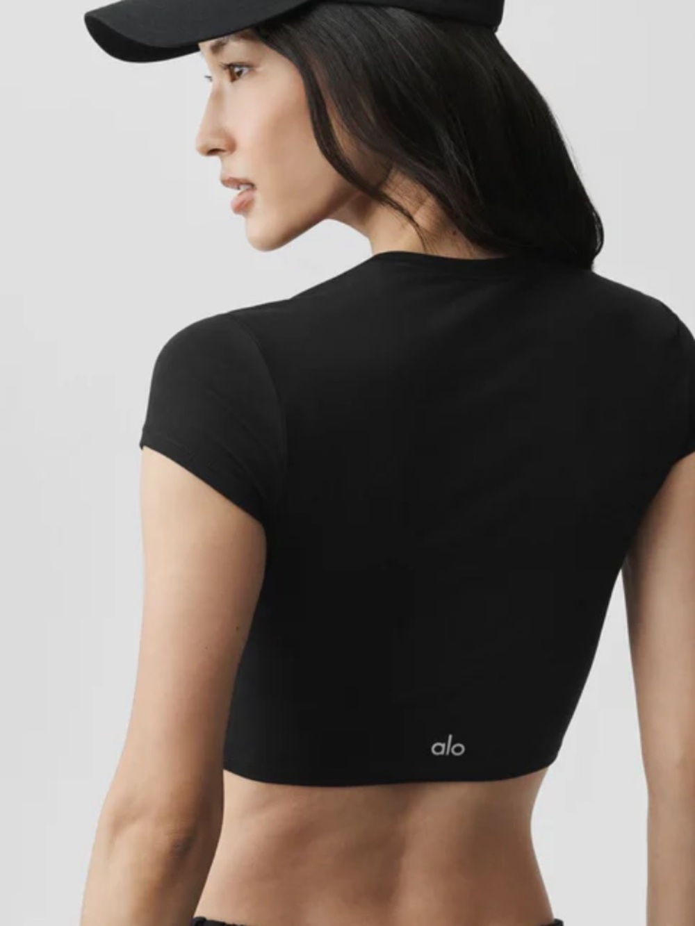ALO Yoga Alosoft Crop Finesse Short Sleeve Top — Black